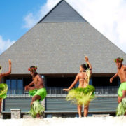 Fijian dancers