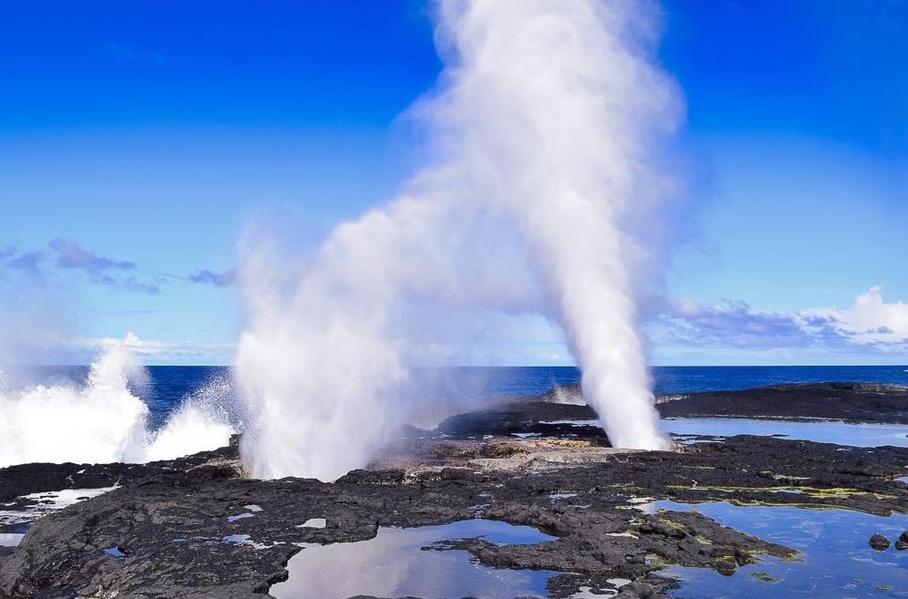 Alofaaga Blowholes