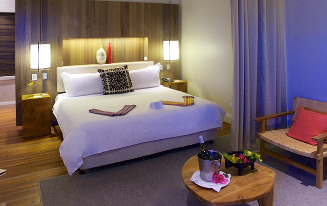 VOMO Hillside Villa King Bed luxury room 